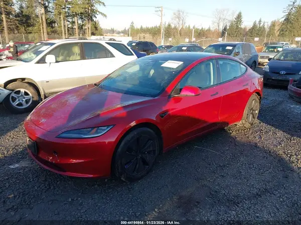 5YJ3E1EB0RF827073 2024 TESLA MODEL 3 - Image 2