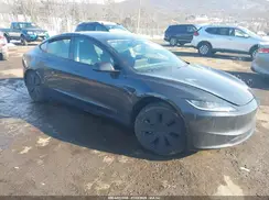 5YJ3E1EB0RF843175 2024 TESLA MODEL 3