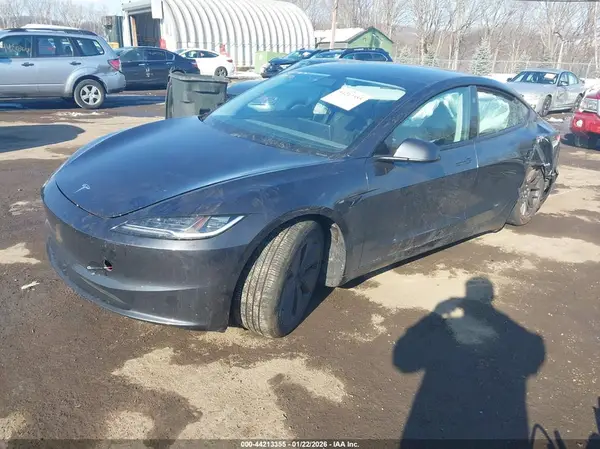 5YJ3E1EB0RF843175 2024 TESLA MODEL 3 - Image 2