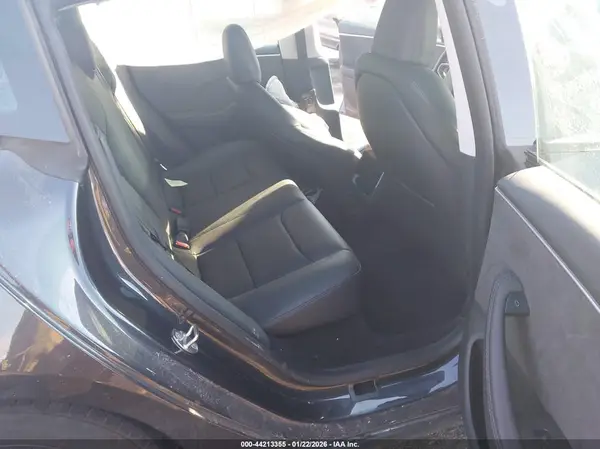 5YJ3E1EB0RF843175 2024 TESLA MODEL 3 - Image 8