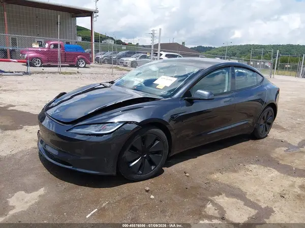 5YJ3E1EB0SF001278 2025 TESLA MODEL 3 - Image 2