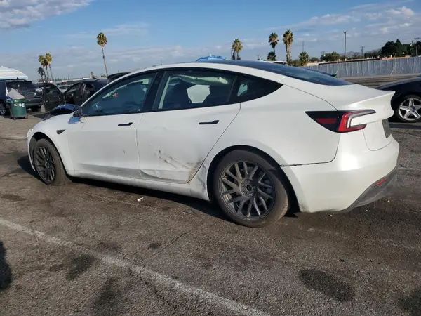 5YJ3E1EB0SF016198 2025 TESLA MODEL 3 - Image 2