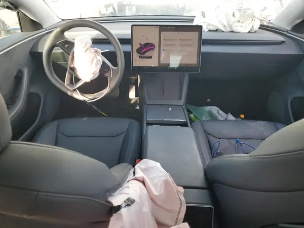 5YJ3E1EB0SF016198 2025 TESLA MODEL 3 - Image 8