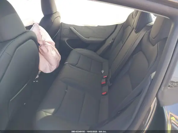 5YJ3E1EB0SF051453 2025 TESLA MODEL 3 - Image 8