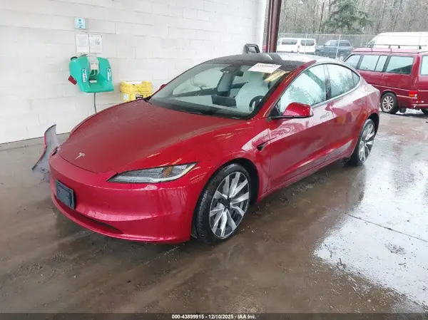 5YJ3E1EB0SF874805 2025 TESLA MODEL 3 - Image 2