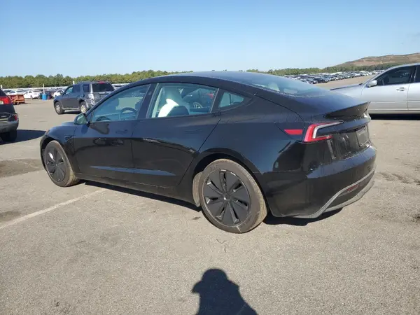 5YJ3E1EB0SF875369 2025 TESLA MODEL 3 - Image 2