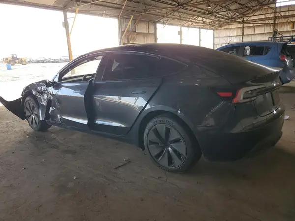 5YJ3E1EB0SF902280 2025 TESLA MODEL 3 - Image 2