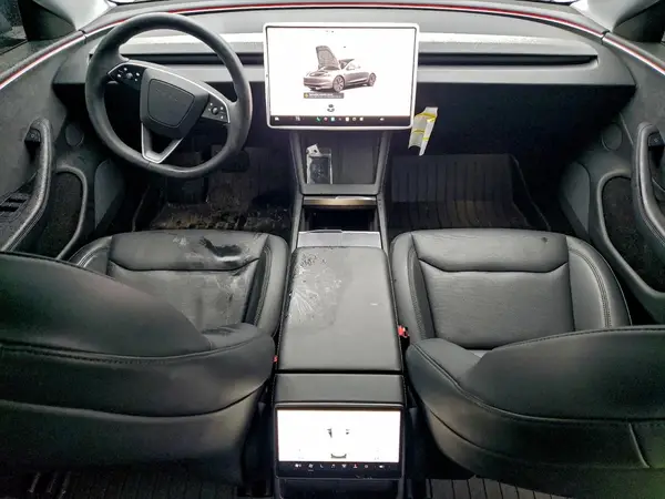 5YJ3E1EB0SF905261 2025 TESLA MODEL 3 - Image 8