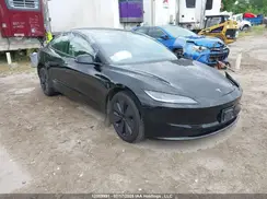 5YJ3E1EB0SF923033 2025 TESLA MODEL 3