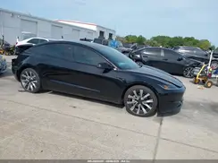 5YJ3E1EB0SF924019 2025 TESLA MODEL 3