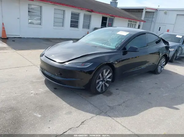 5YJ3E1EB0SF924019 2025 TESLA MODEL 3 - Image 2