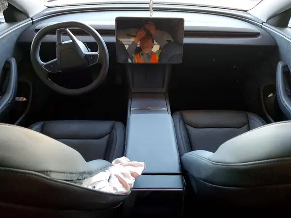5YJ3E1EB0SF926403 2025 TESLA MODEL 3 - Image 8