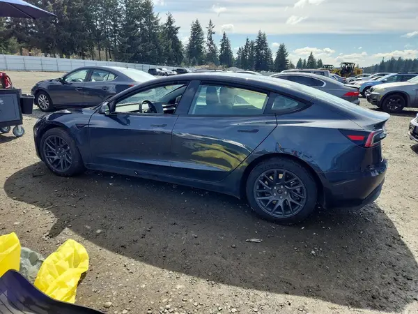 5YJ3E1EB0SF926417 2025 TESLA MODEL 3 - Image 2