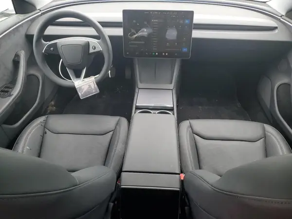 5YJ3E1EB0SF932878 2025 TESLA MODEL 3 - Image 8