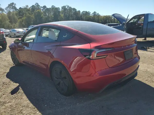 5YJ3E1EB0SF936543 2025 TESLA MODEL 3 - Image 2