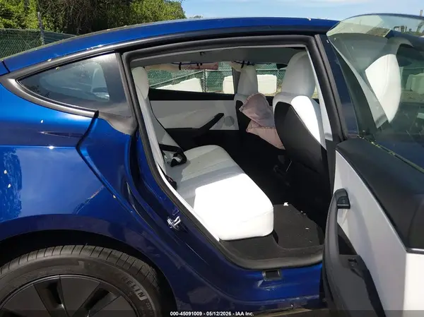 5YJ3E1EB0TF151294 2026 TESLA MODEL 3 - Image 8