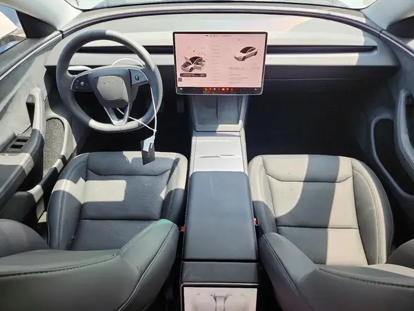 5YJ3E1EB0TF173523 2026 TESLA MODEL 3 - Image 8