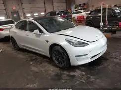 5YJ3E1EB1JF054621 2018 TESLA MODEL 3
