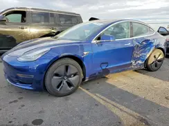 5YJ3E1EB1JF064646 2018 TESLA MODEL 3