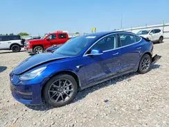 5YJ3E1EB1JF064694 2018 TESLA MODEL 3