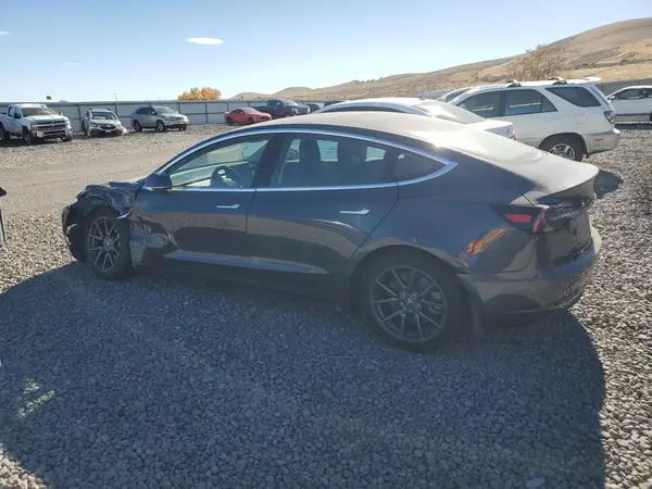 5YJ3E1EB1JF066526 2018 TESLA MODEL 3 - Image 2