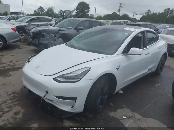 5YJ3E1EB1JF067076 2018 TESLA MODEL 3 - Image 2