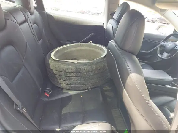 5YJ3E1EB1JF067546 2018 TESLA MODEL 3 - Image 8