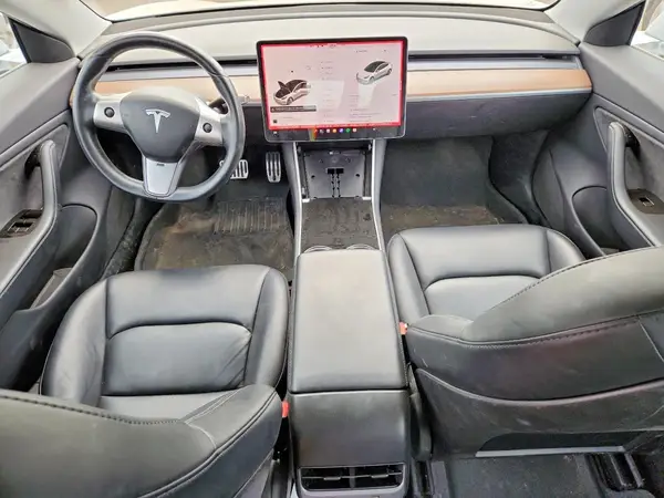 5YJ3E1EB1JF067658 2018 TESLA MODEL 3 - Image 8