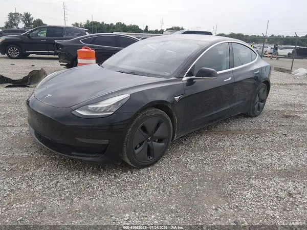5YJ3E1EB1JF070852 2018 TESLA MODEL 3 - Image 2