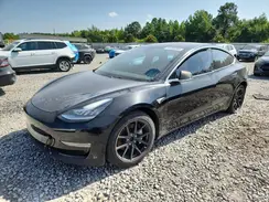 5YJ3E1EB1JF071922 2018 TESLA MODEL 3