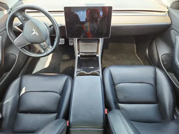 5YJ3E1EB1JF071922 2018 TESLA MODEL 3 - Image 8