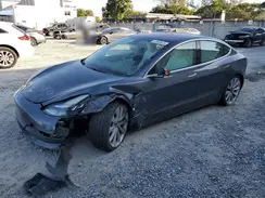 5YJ3E1EB1JF081933 2018 TESLA MODEL 3