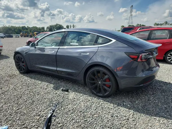 5YJ3E1EB1JF082936 2018 TESLA MODEL 3 - Image 2