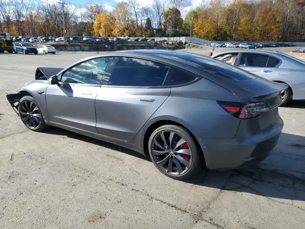 5YJ3E1EB1JF083049 2018 TESLA MODEL 3 - Image 2