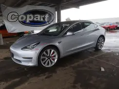 5YJ3E1EB1JF083357 2018 TESLA MODEL 3