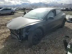 5YJ3E1EB1JF085139 2018 TESLA MODEL 3