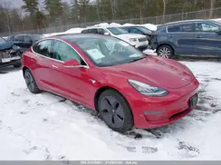 5YJ3E1EB1JF085996 2018 TESLA MODEL 3