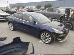 5YJ3E1EB1JF088199 2018 TESLA MODEL 3