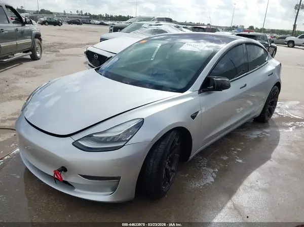 5YJ3E1EB1JF088851 2018 TESLA MODEL 3 - Image 2