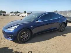 5YJ3E1EB1JF090082 2018 TESLA MODEL 3