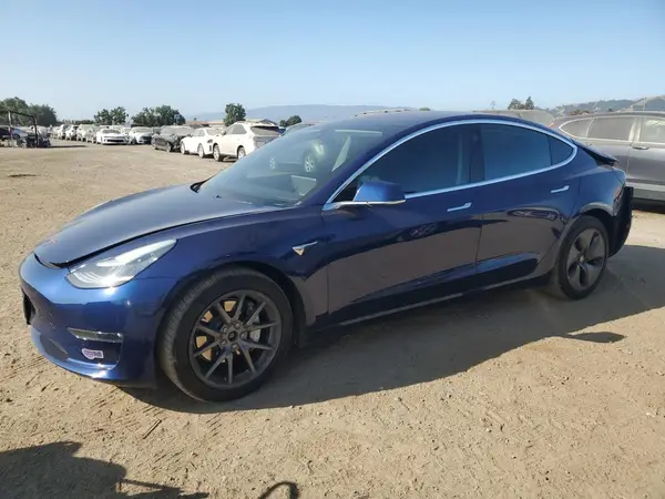 5YJ3E1EB1JF090082 2018 TESLA MODEL 3 - Image 1