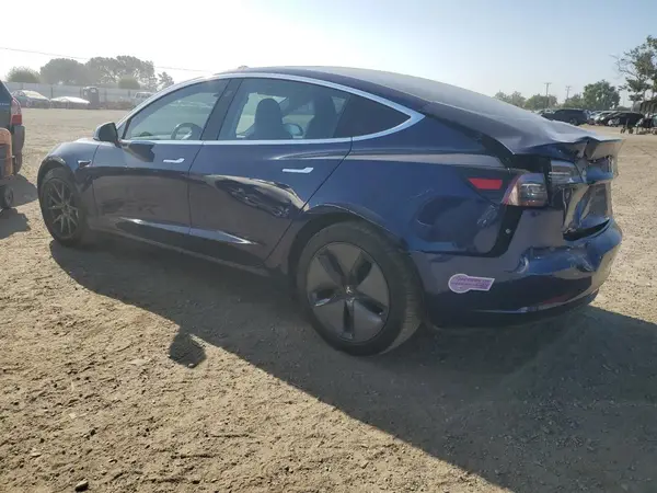 5YJ3E1EB1JF090082 2018 TESLA MODEL 3 - Image 2
