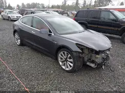 5YJ3E1EB1JF090907 2018 TESLA MODEL 3