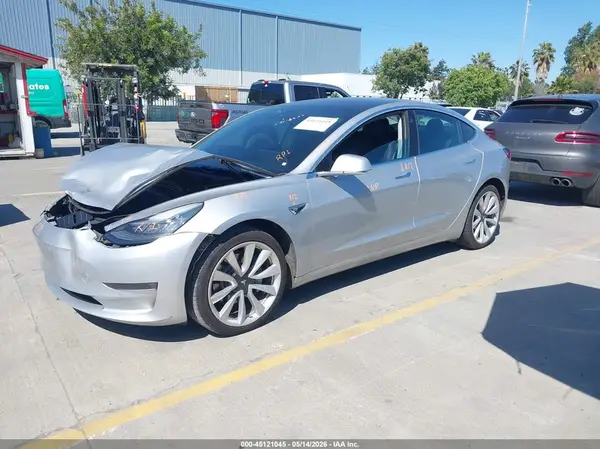 5YJ3E1EB1JF091085 2018 TESLA MODEL 3 - Image 2