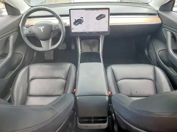 5YJ3E1EB1JF093290 2018 TESLA MODEL 3 - Image 8