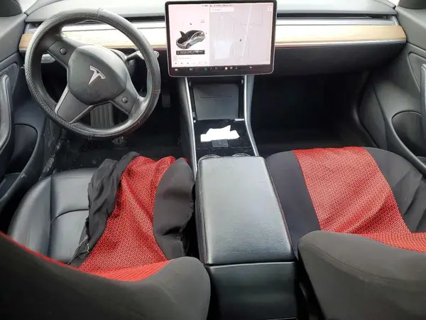 5YJ3E1EB1JF093371 2018 TESLA MODEL 3 - Image 8