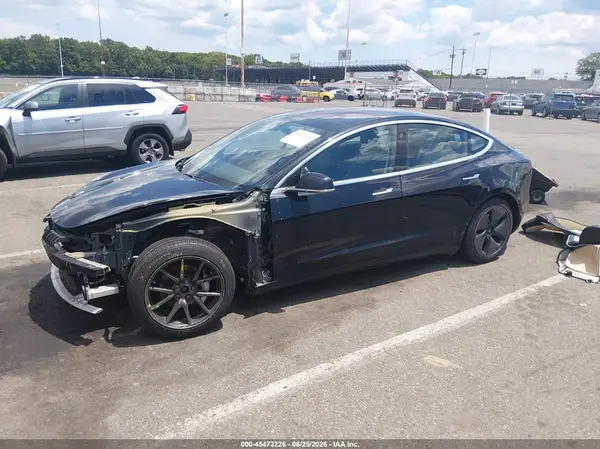 5YJ3E1EB1JF095007 2018 TESLA MODEL 3 - Image 2