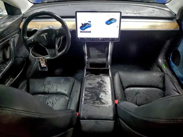 5YJ3E1EB1JF095198 2018 TESLA MODEL 3 - Image 8