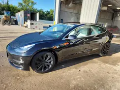 5YJ3E1EB1JF099266 2018 TESLA MODEL 3