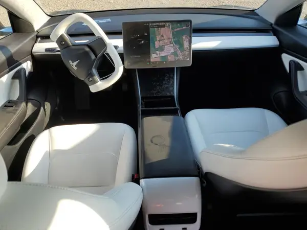 5YJ3E1EB1JF099266 2018 TESLA MODEL 3 - Image 8
